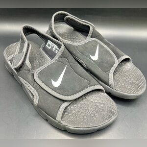 Nike Kids Black Sandals with‎ White Swoosh- Size:3Y